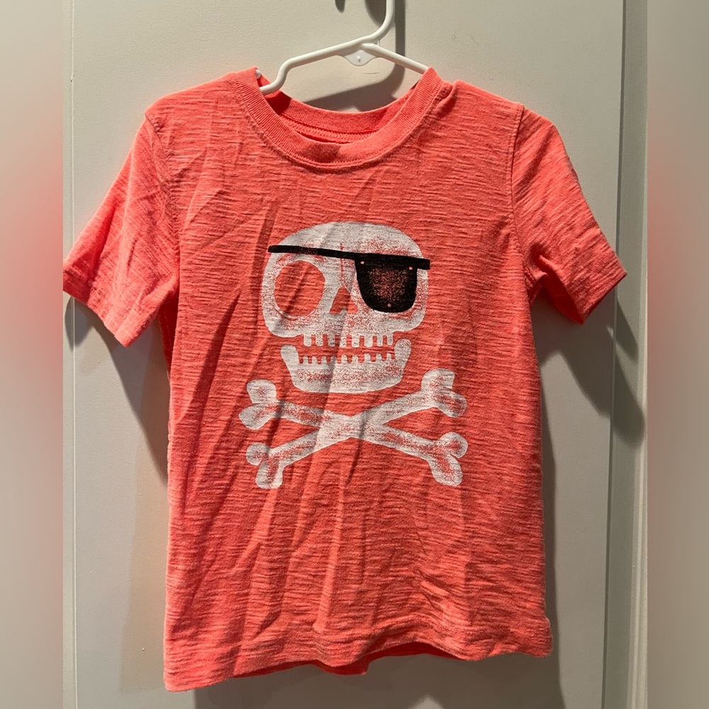 Jumping Beans boys graphic t-shirt. 4T.